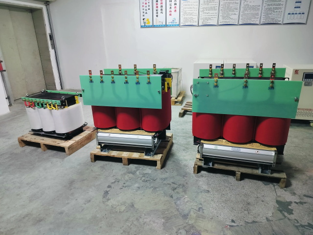 中卫KS11-1000KVA矿用变压器